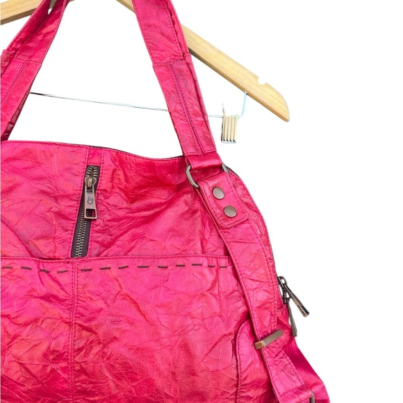 Matt & Nat - Crinkle Vegan Leather Shoulder Bag Raspberry Red - OS - Picture 4 of 16